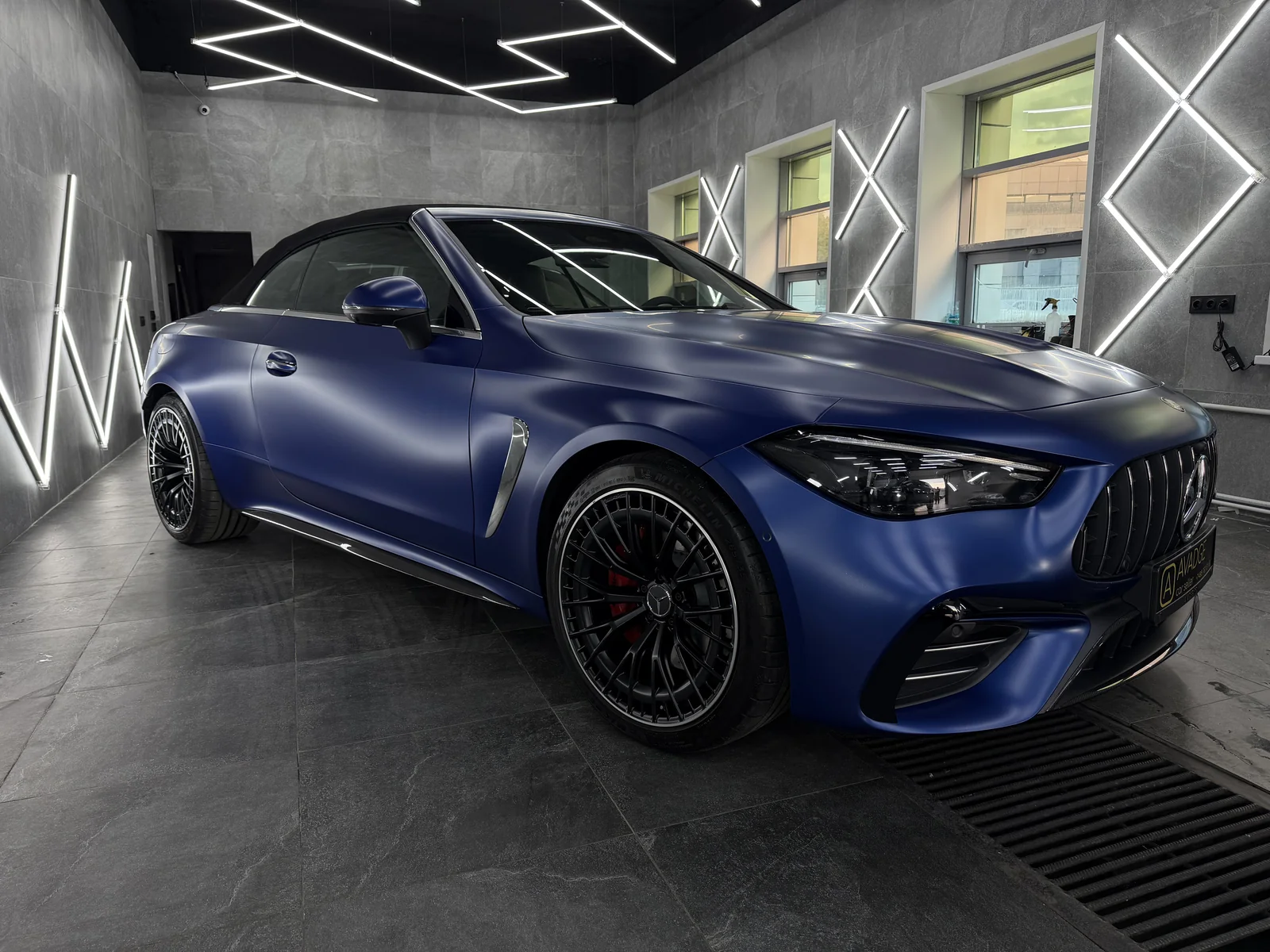 Mercedes-AMG CLE после оклейки в детейлинге AVADGE