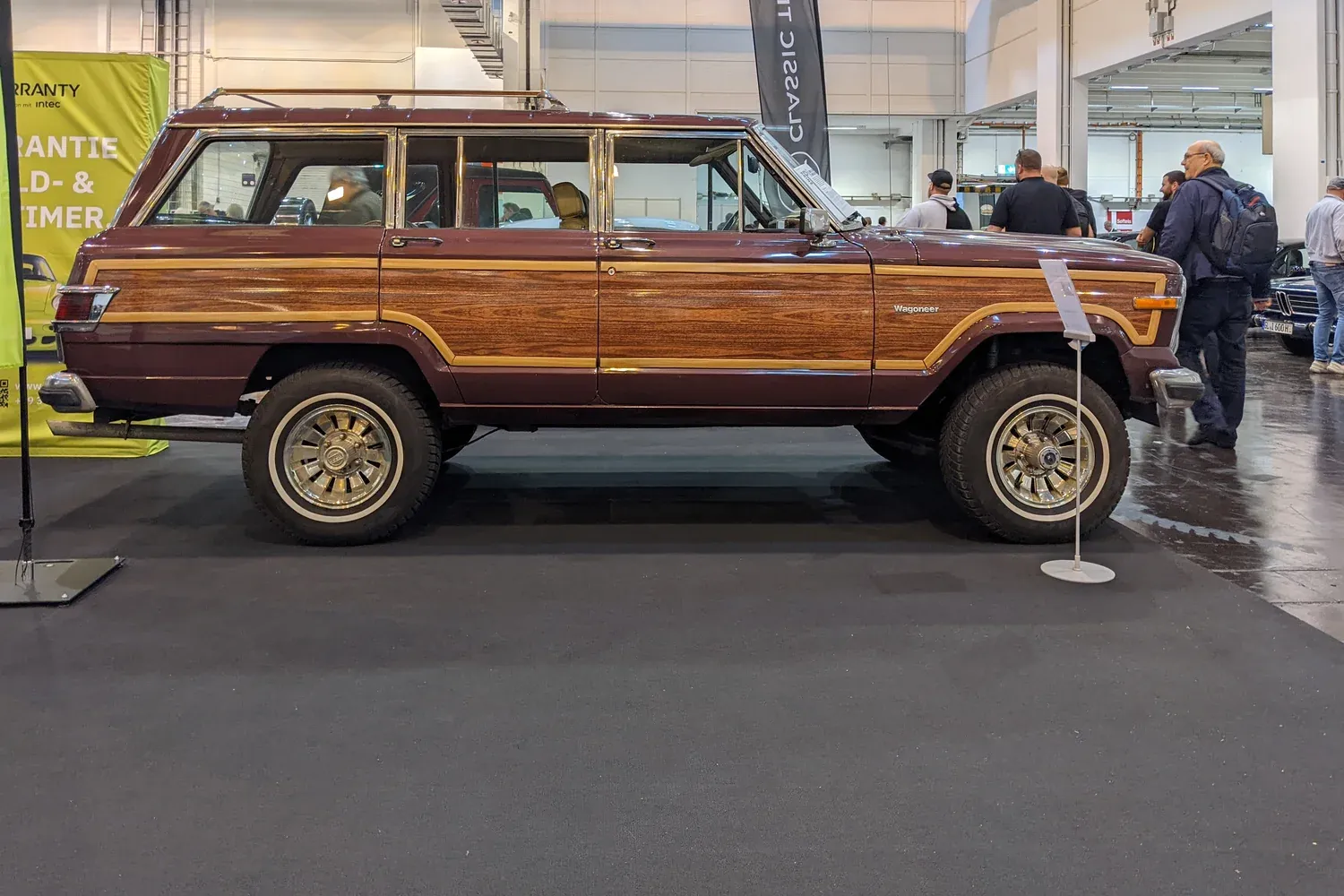 Jeep: Wagoneer и Cherokee: как Jeep придумал семейный внедорожник