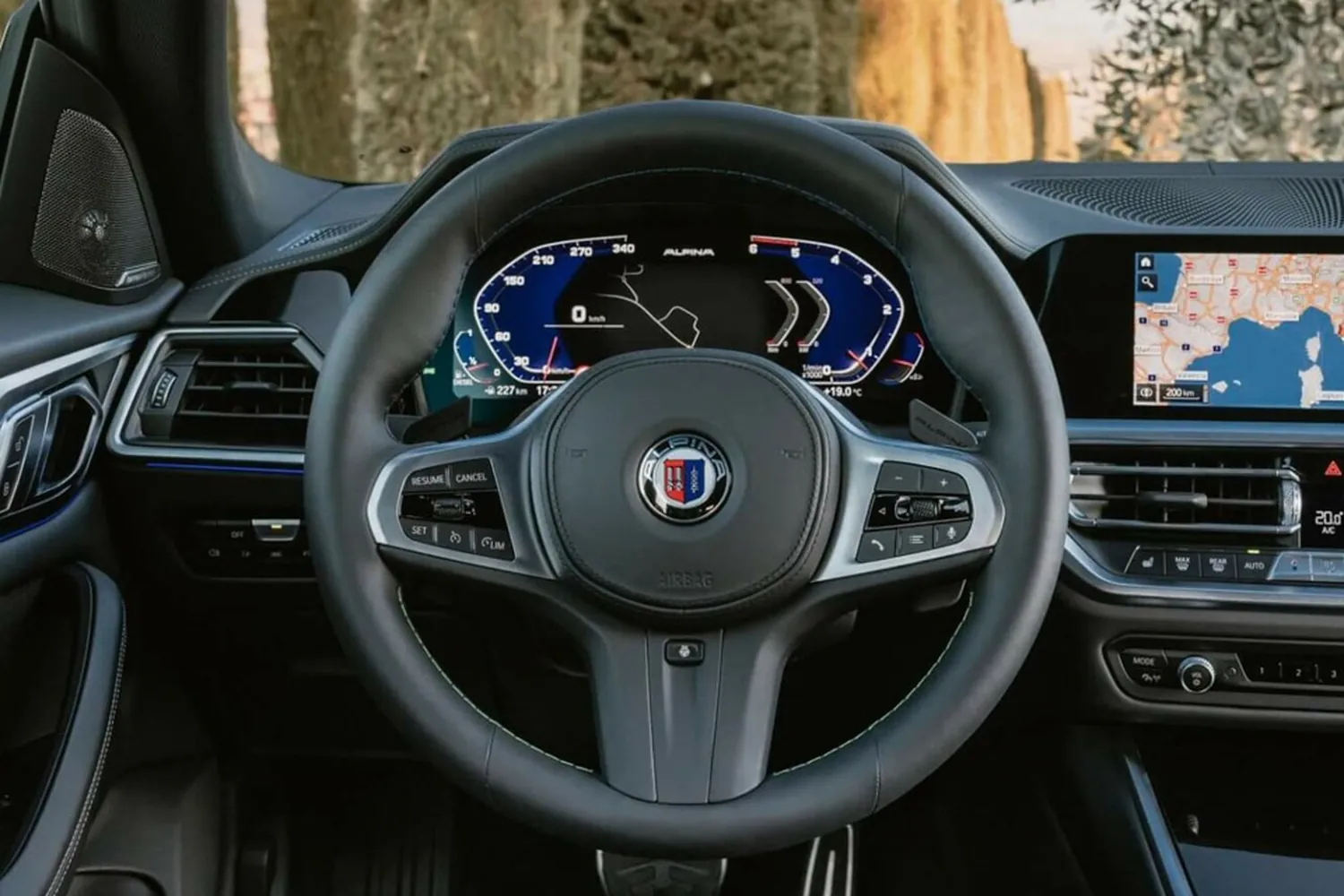 Alpina D4 S: Приборы ALPINA и Driving Assistant Professional