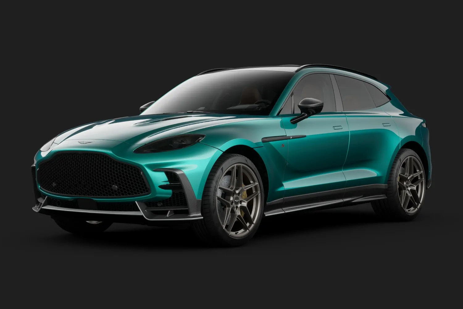 Aston Martin DBX: DBX с бывшей авиабазы ВВС