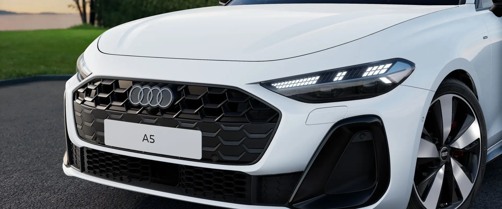 e-hybrid: 367 л.с. и до 118 км на батарее