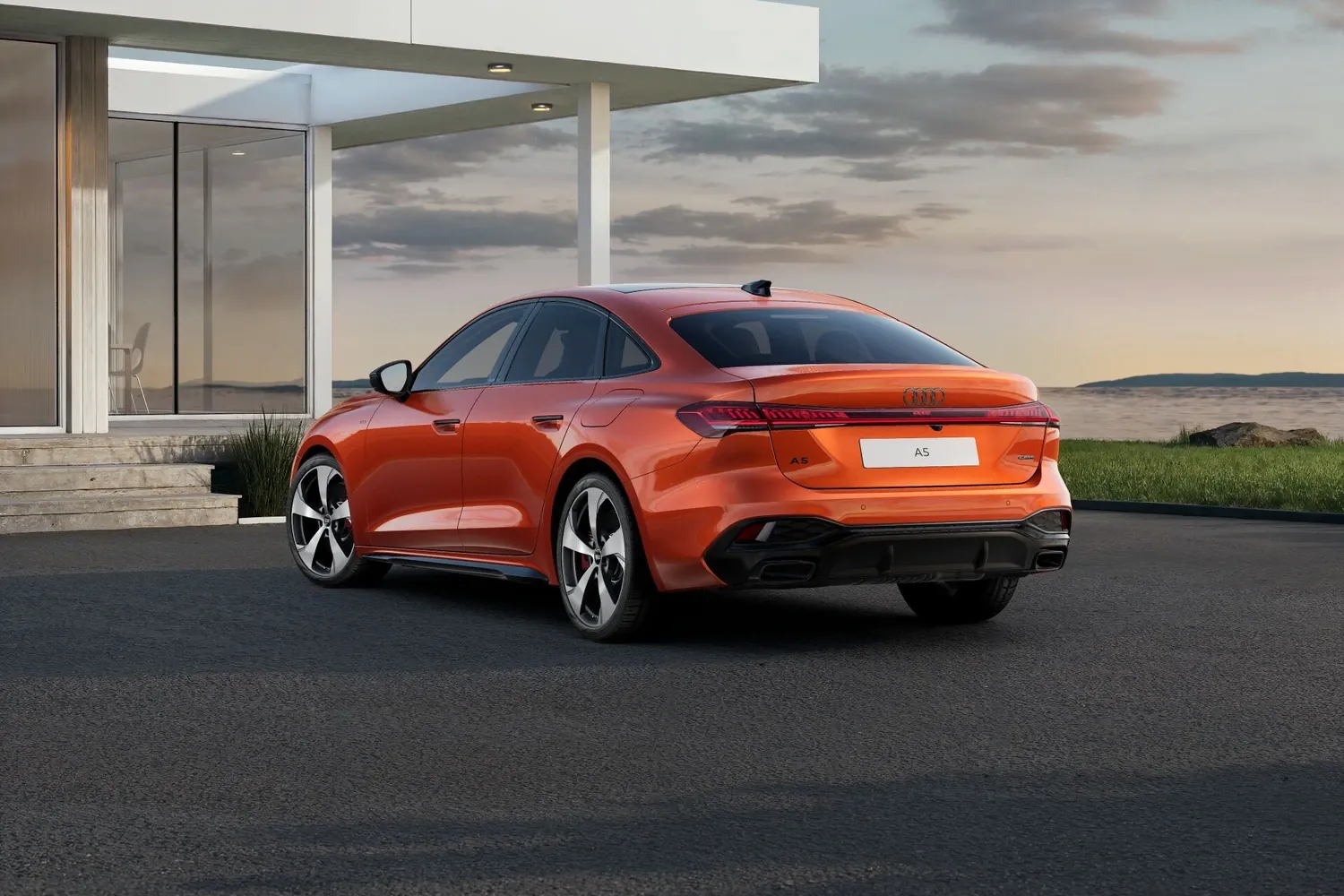 Audi A5: Корма Limousine: пятая дверь и световая полоса