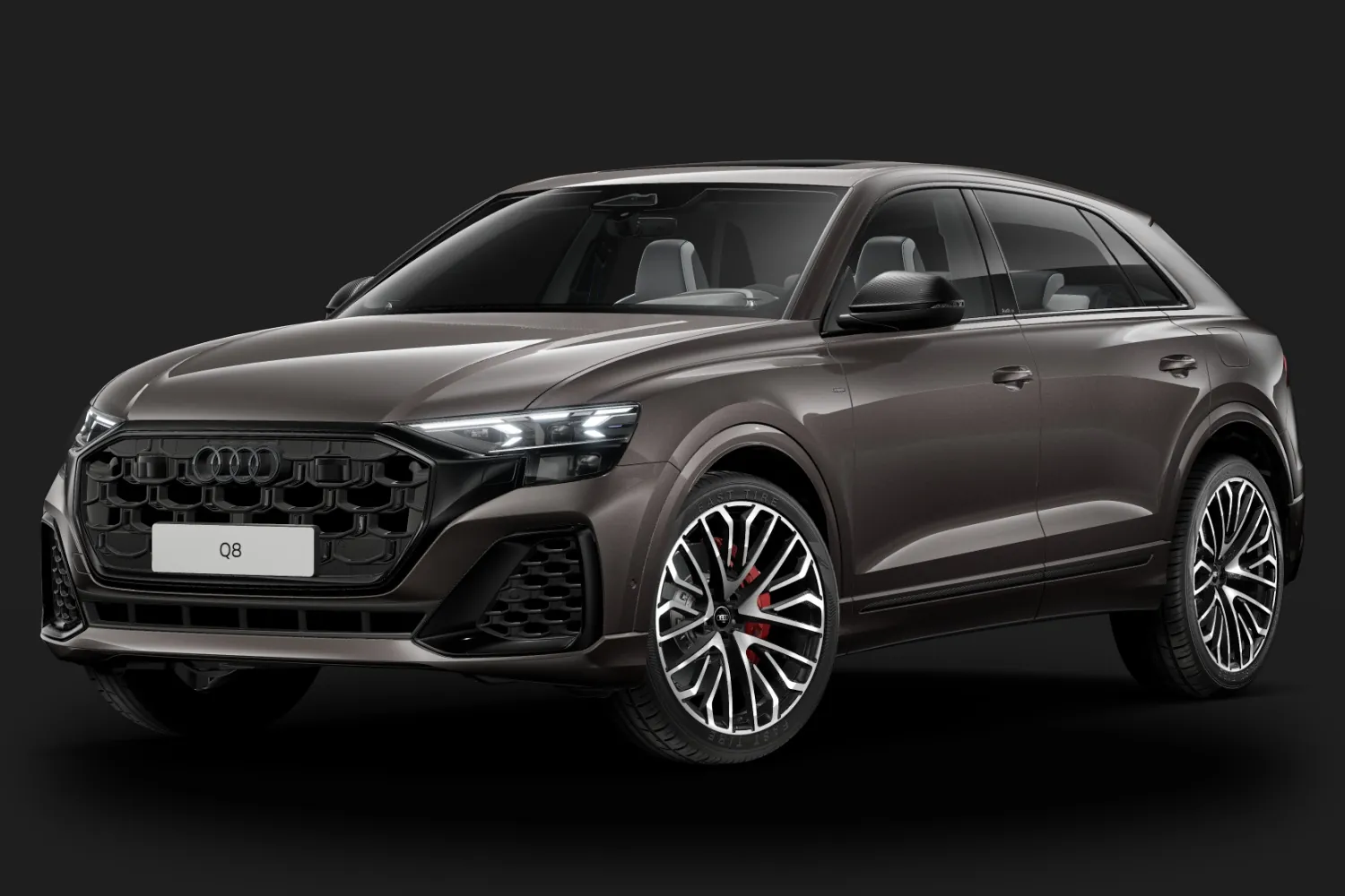 Audi Q8: Sohobraun и чёрный пакет plus