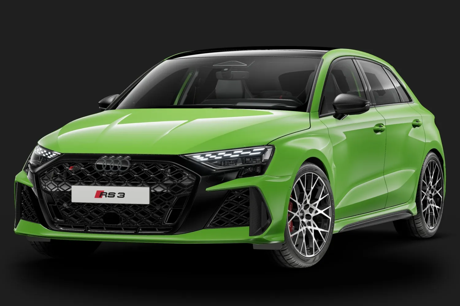 Audi RS 3: Kyalamigrün и карбон RS