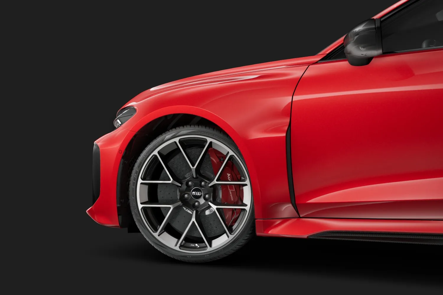 Audi RS 5: 21 дюйм с рисунком и керамика
