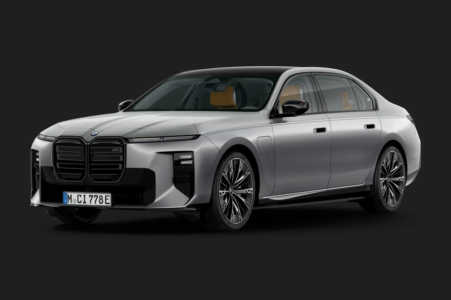 BMW 7 Series: Dual-Finish Frozen Spacesilver с матовым низом и глянцевым верхом