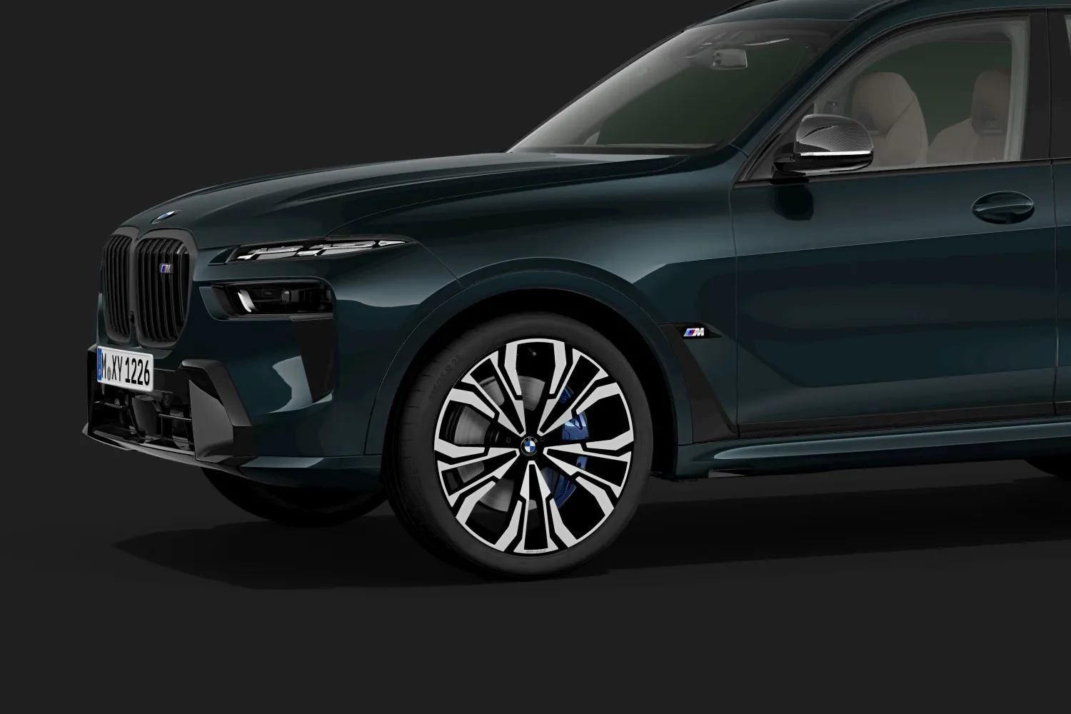 BMW X7: 23 дюйма BMW Individual 914 I и пневмоподвеска