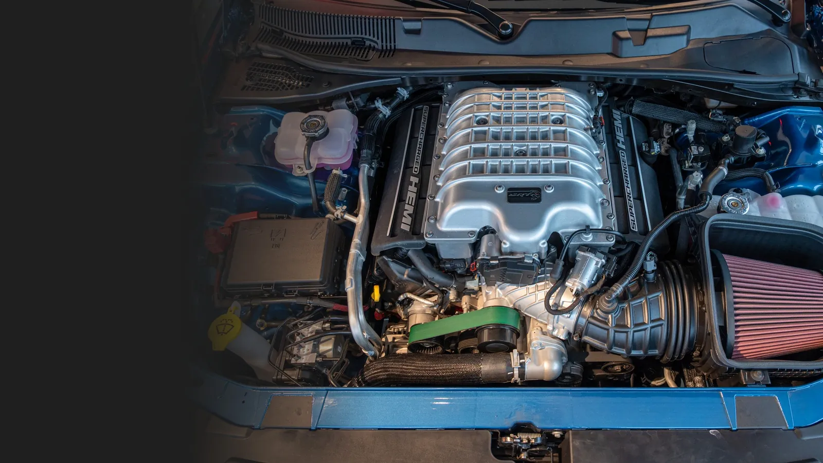 818 л.с. из компрессорного V8 6.2 Hemi