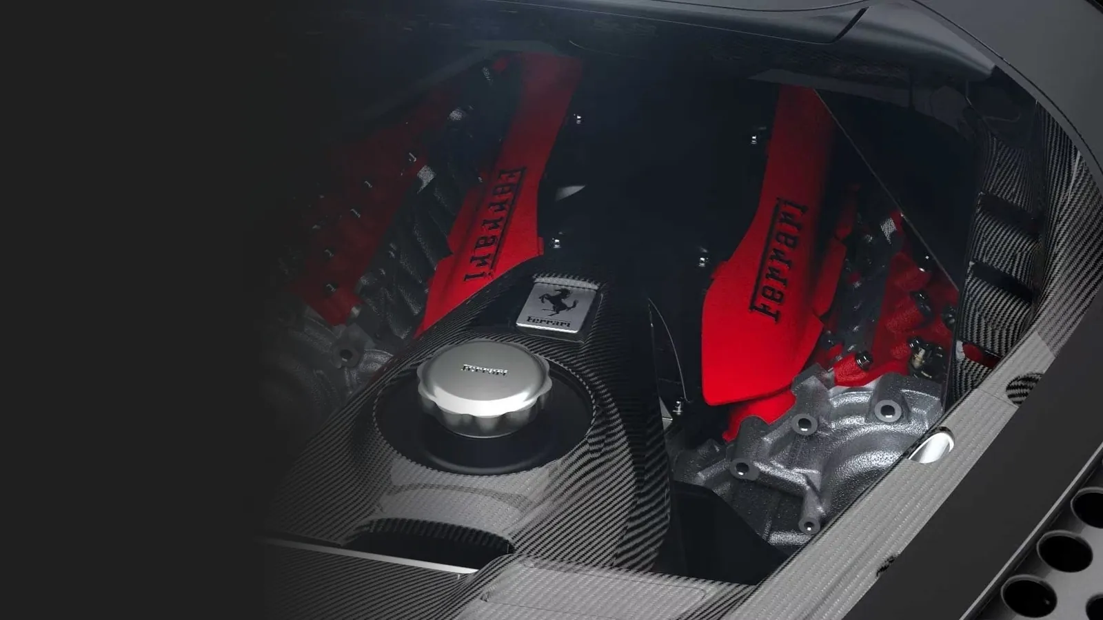 V8 4.0 битурбо и три электромотора на 1 000 л.с.
