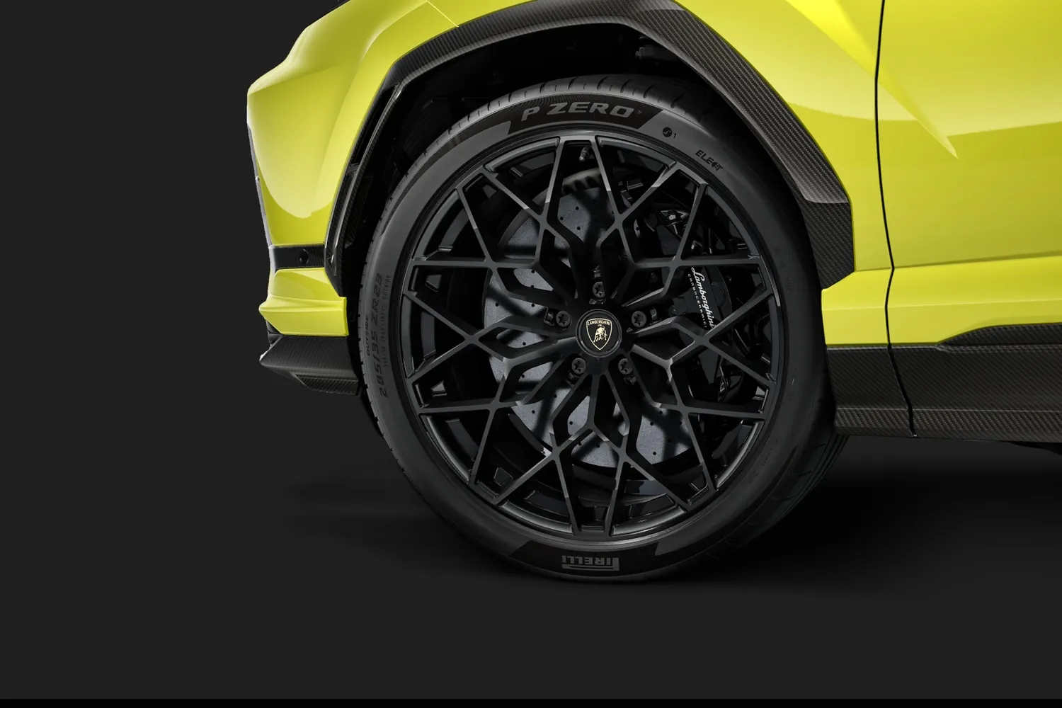Lamborghini Urus: Aether 23 дюйма и карбон-керамика
