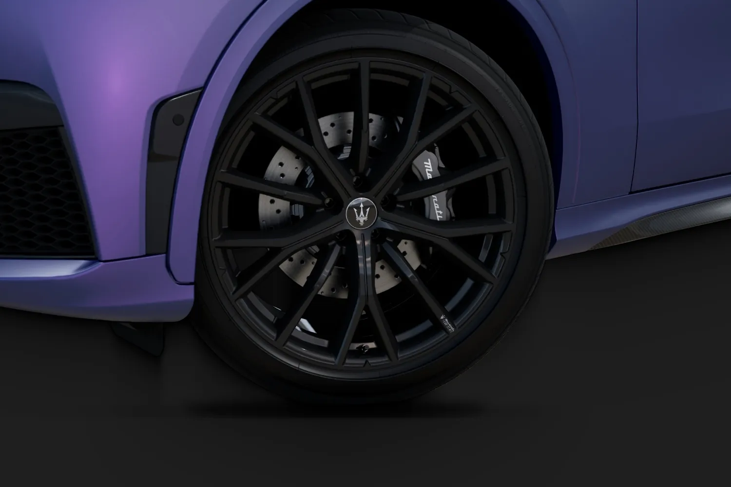 Maserati Grecale: Колесо 21 дюйм и перфорированный диск Grecale Trofeo