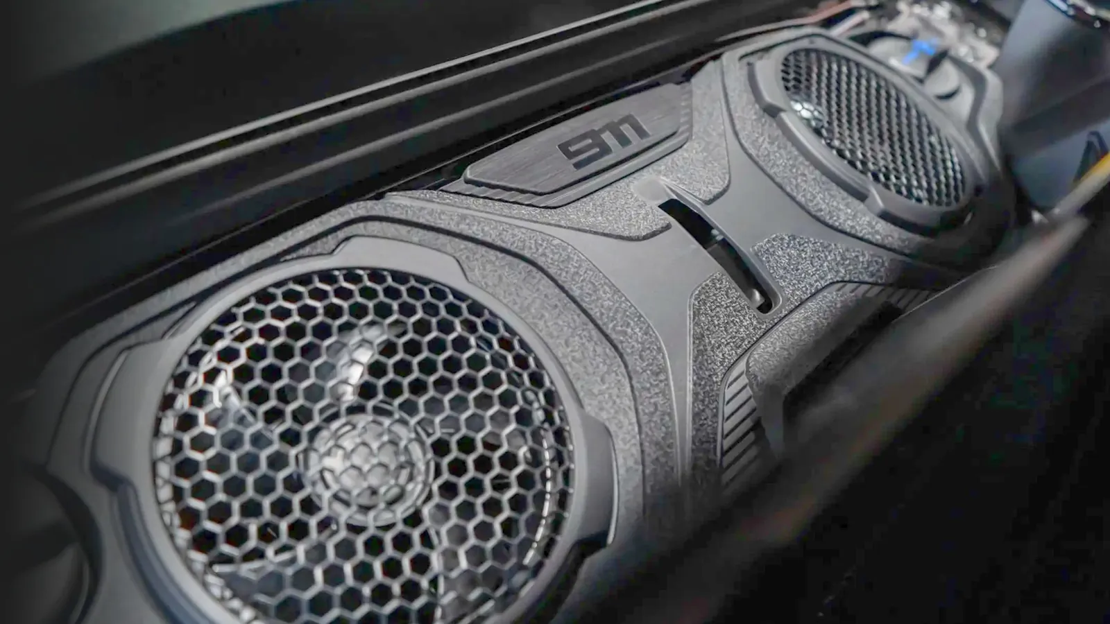 711 л.с. из T-Hybrid 3.6 с двумя электротурбинами