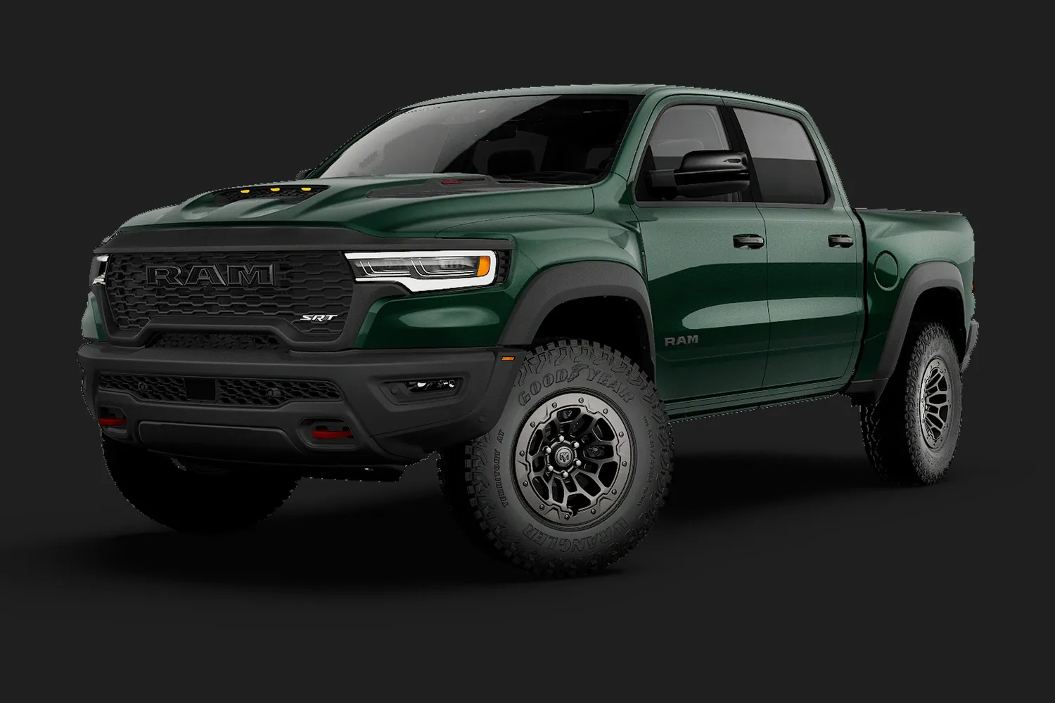 RAM 1500 TRX: RAM 1500 TRX, шире на 203 мм, с красными буксировочными крюками