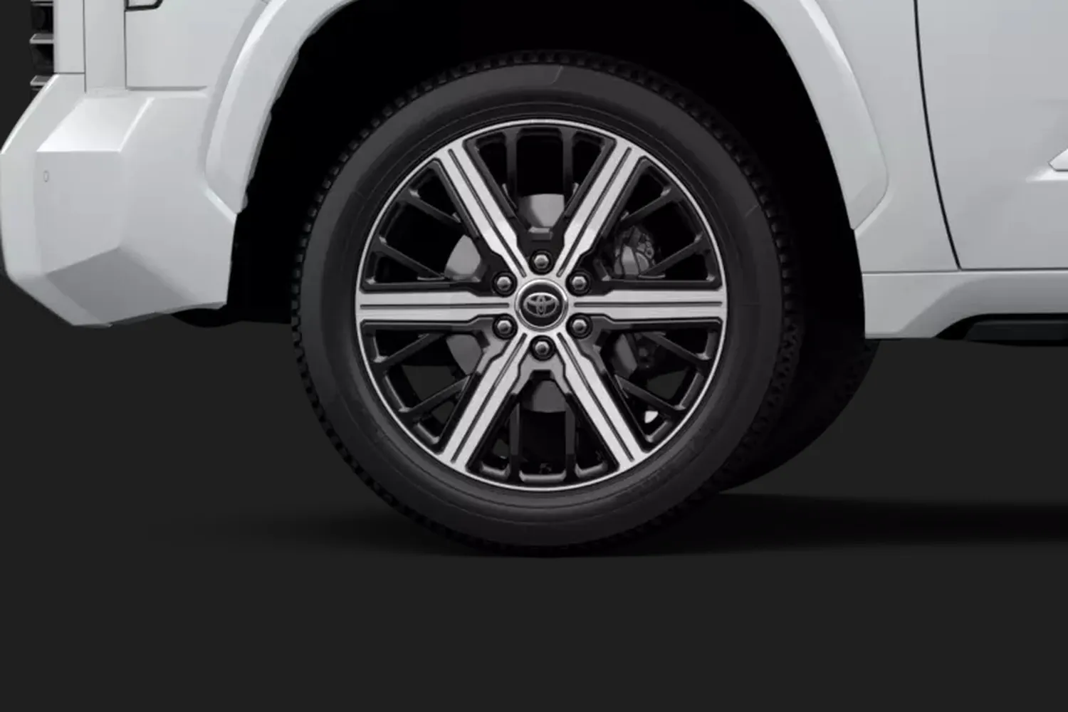 Toyota Tundra: Самые большие колёса Tundra