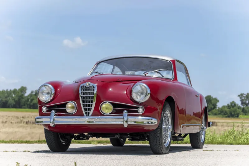 Заказать Alfa Romeo 1900C SS Coupe 1955 2.0 л 115 л.с Бензин с пробегом 88 000 км, Механика, Задний привод, цвет Красный, поставка из США, доставка по РФ 1900C SS Coupe — фото 2