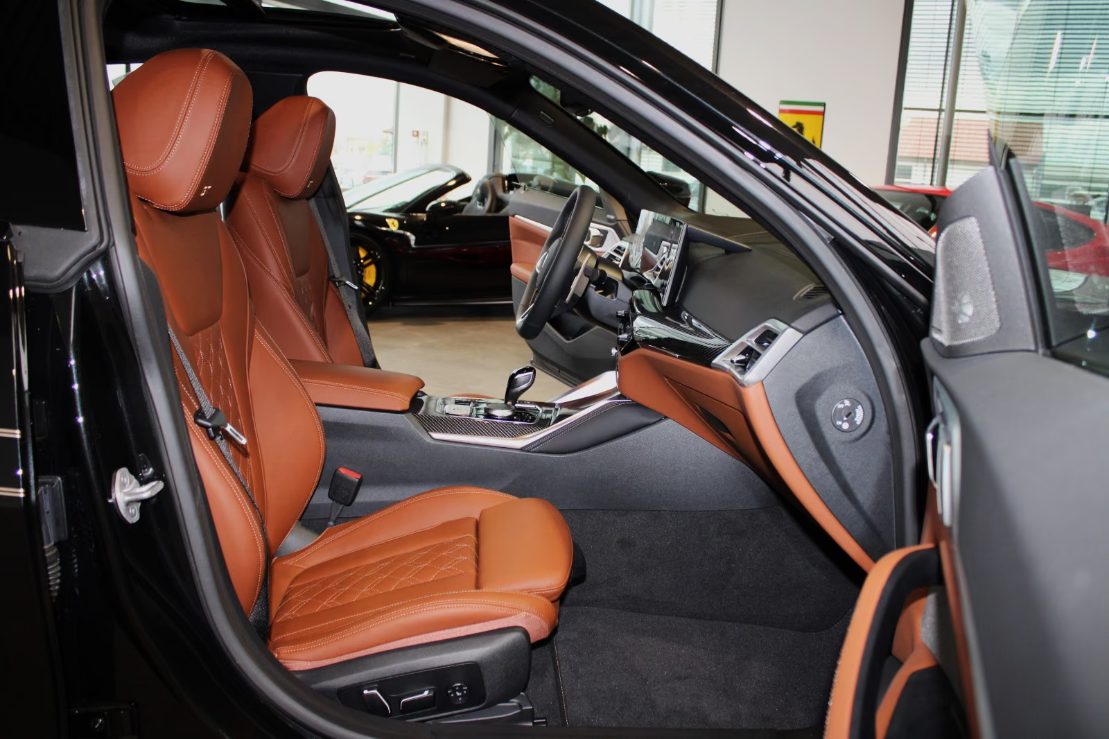Alpina B4 GT Gran Coupé 2026 3.0 л 529 л.с Бензин, пробег 100 км, Чёрный цвет, коробка Автомат, привод Полный привод, авто из Германия, фото 15