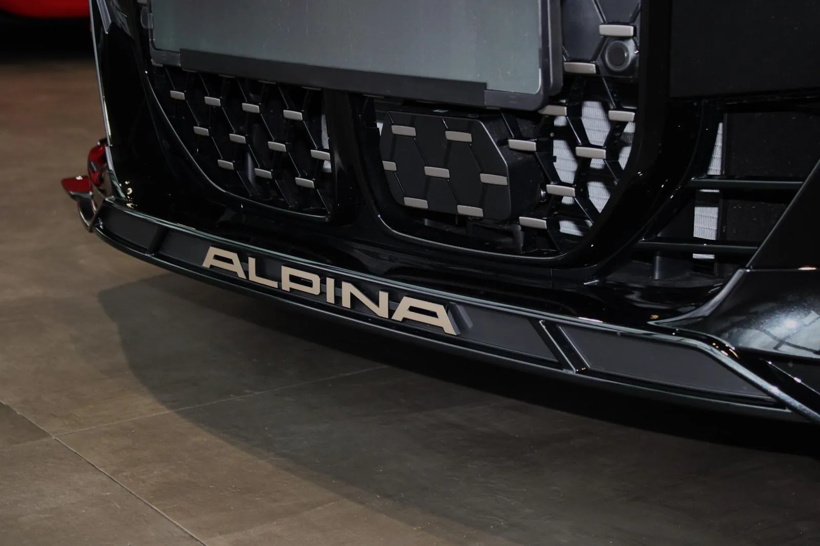 Новый Alpina B4 GT Gran Coupé 2026 3.0 л 529 л.с Бензин: Полный привод, Чёрный, коробка — Автомат, привезён из Германия, доставка по регионам, фото 5