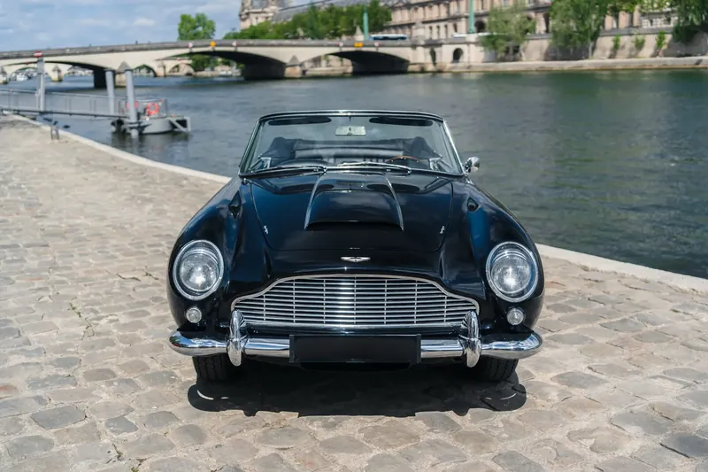 Aston Martin DB5 Convertible 1964 4.0 л 282 л.с Бензин, новый авто, Задний привод, Механика, цвет Чёрный, страна-производитель — Франция DB5 Convertible — фото 2