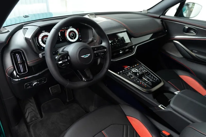 Aston Martin DBX S 2026 4.0 л 727 л.с Бензин, коробка Автомат, привод Полный привод, автомобиль из Чехия, доставка по России, фото 7
