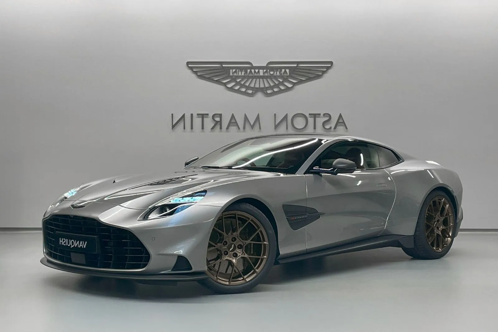 Aston Martin Vanquish