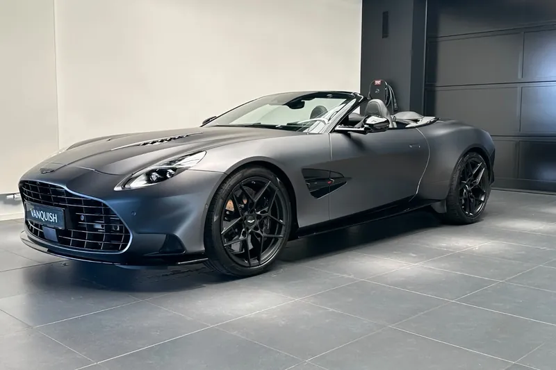 Aston Martin Vanquish Volante - Q Satin Xenon Grey - Titan