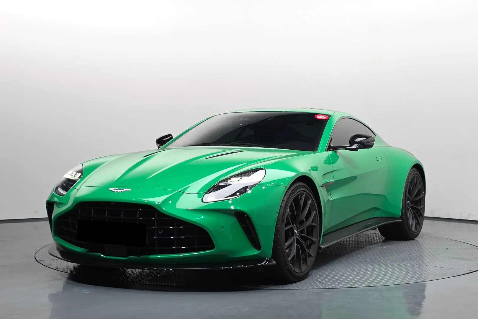 Фото для aston-martin Vantage 2nd Generation 4.0 V8 Coupe