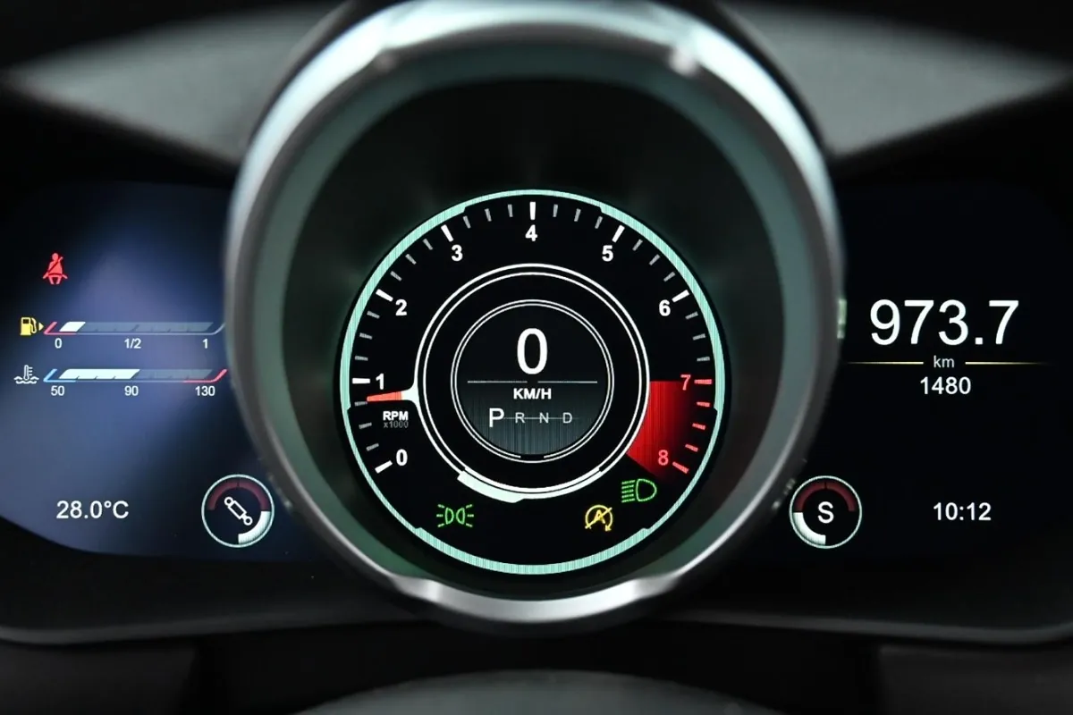 Aston Martin Vantage 2023 4.0 л 510 л.с Бензин, коробка Автомат, привод Задний привод, автомобиль из Великобритания, доставка по России