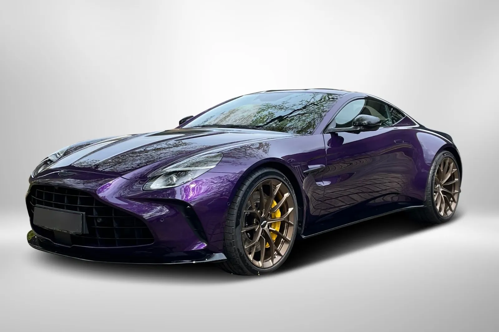 Aston Martin Vantage V8 Coupe