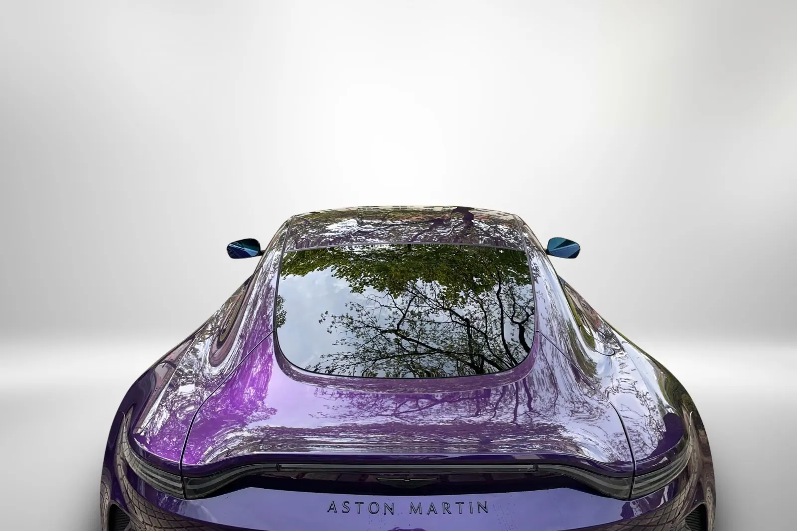 Выбор покупателей — Aston Martin Vantage V8 Coupe 2026 4.0 л 665 л.с Бензин, пробег 50 км, Фиолетовый, привезён из Германия, доставка по РФ, фото 6