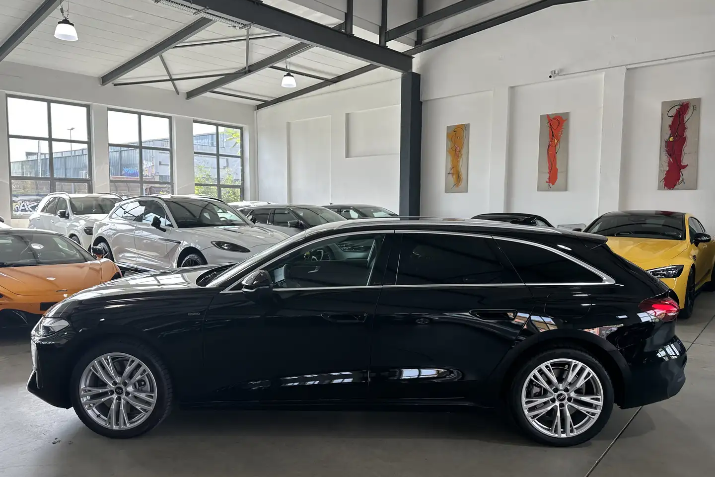 Заказать Audi A5 Avant TFSI e-hybrid quattro (PHEV) 2026 2.0 л 299 л.с Гибрид с пробегом 500 км, Автомат, Полный привод, цвет Чёрный, поставка из Германия, доставка по РФ A5 Avant TFSI e-hybrid quattro (PHEV) - фото 3