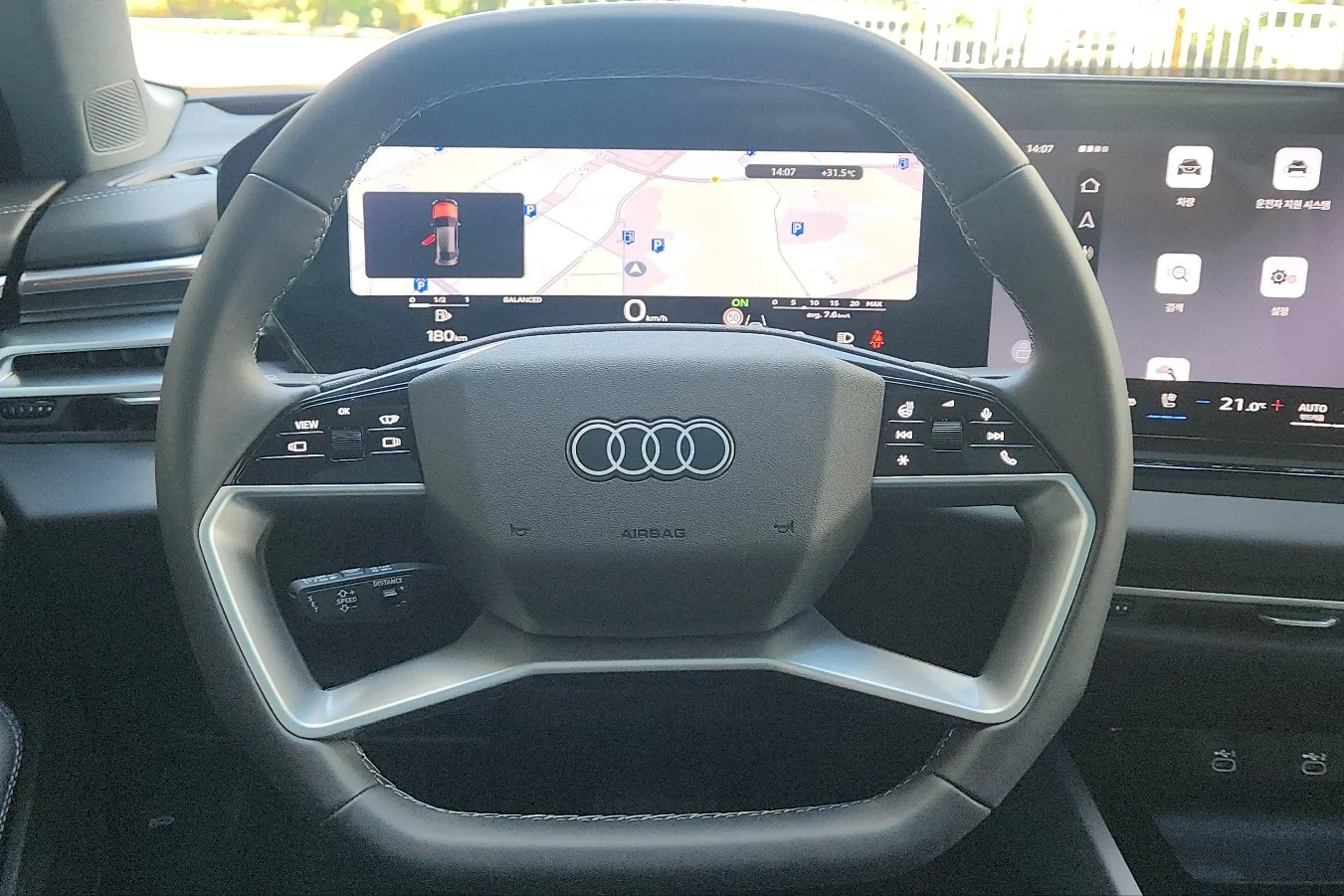 Новый Audi A5 40 TFSI S Line quattro 2026 2.0 л 204 л.с Бензин: Полный привод, Белый, коробка — Автомат, привезён из Корея, доставка по регионам, фото 5
