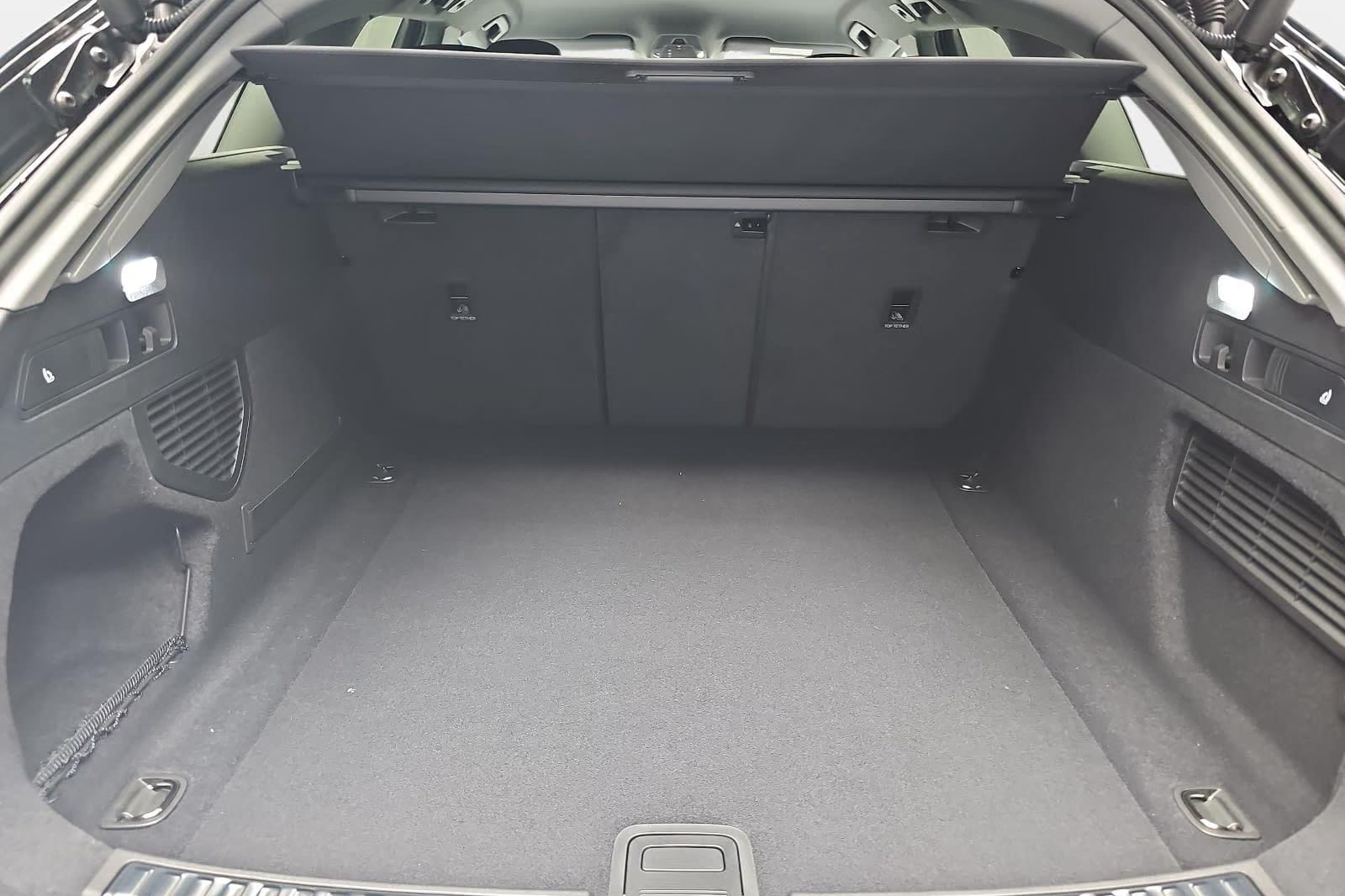 Купить Audi A5 AVANT TFSI S-TRONIC S-LINE 2026 2.0 л 150 л.с Бензин с минимальным пробегом 25 км, Чёрный, доставим из Германия в любой город РФ, фото 13