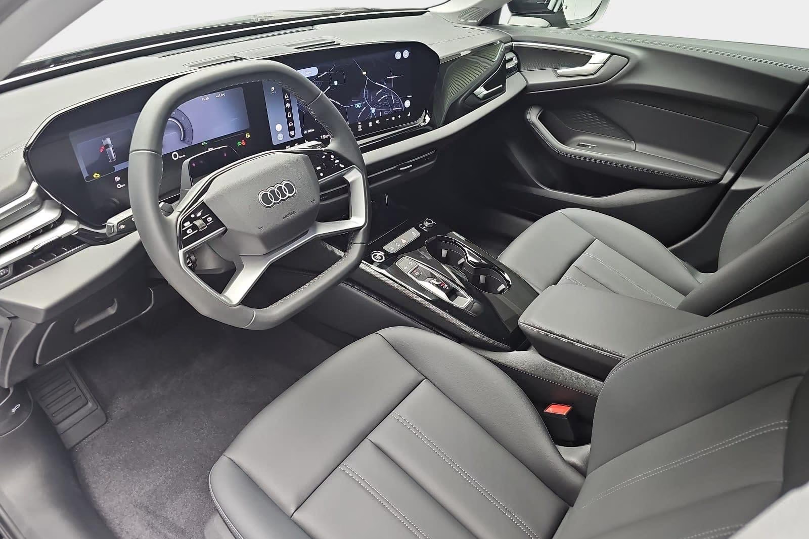 Audi A5 AVANT TFSI S-TRONIC S-LINE 2026 2.0 л 150 л.с Бензин, пробег 25 км, цвет кузова Чёрный, тип трансмиссии Автомат, привод Передний привод, из Германия, фото 18