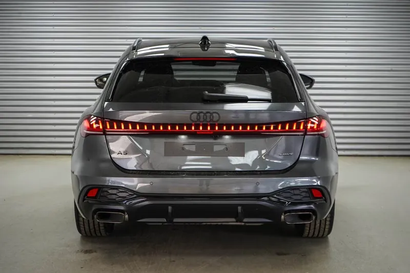 Купить Audi A5 Avant 40 TFSI quattro S tronic, S-line 2026 2.0 л 204 л.с Бензин, Серый, Автомат, Полный привод — авто из Германия, с доставкой по всей России A5 Avant 40 TFSI quattro S tronic, S-line - фото 2