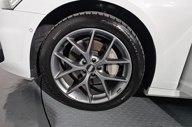 Audi A6 45 TFSI Quattro Premium 2025 2.0 л 265 л.с Бензин в продаже: Белый, Автомат, Полный привод, страна-производитель — Германия, доставка по РФ A6 45 TFSI Quattro Premium - фото 3