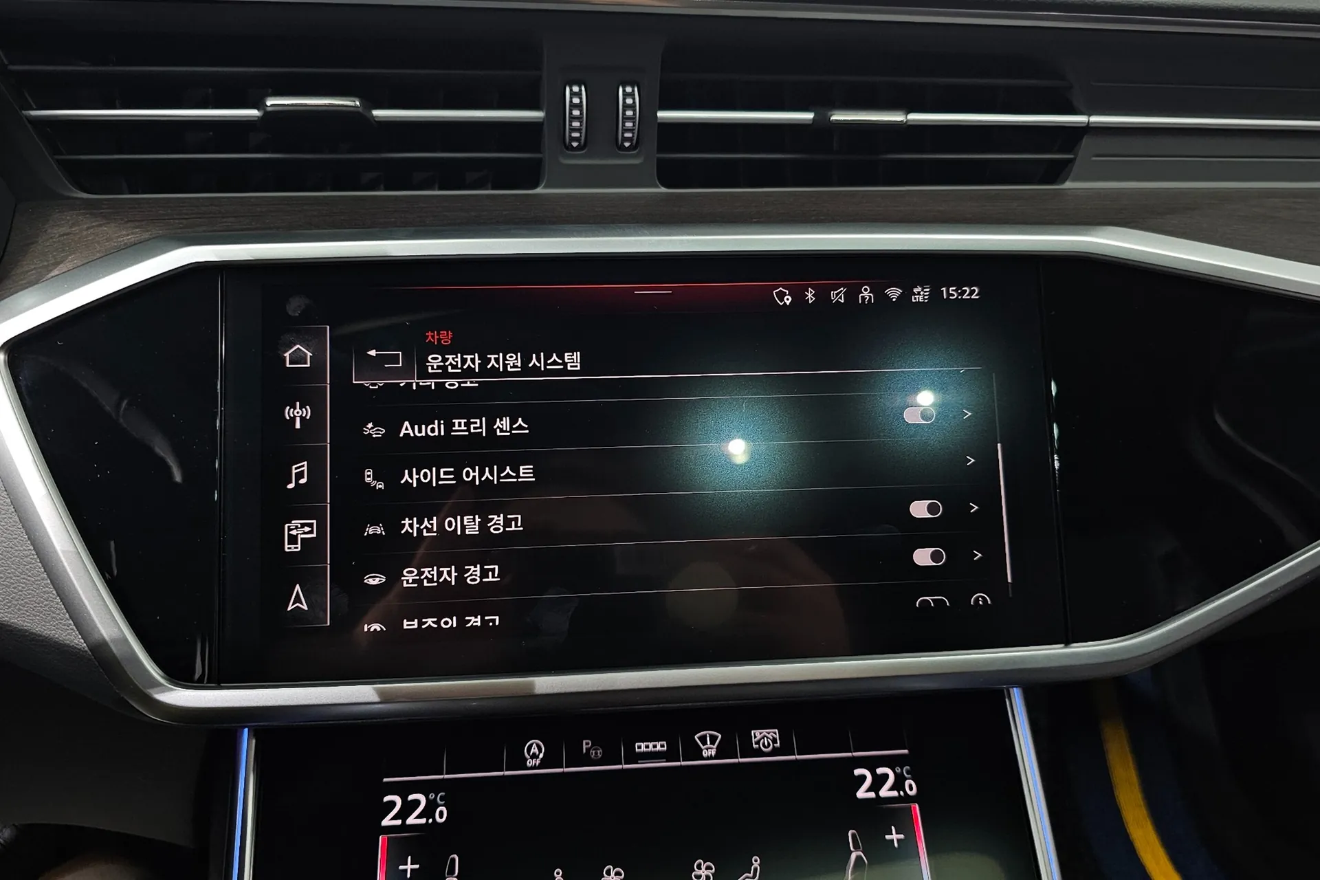 Оформить заказ на Audi A6 45 TFSI Quattro Premium 2025 2.0 л 265 л.с Бензин, коробка: Автомат, привод: Полный привод, доставка по России, салон в Москве