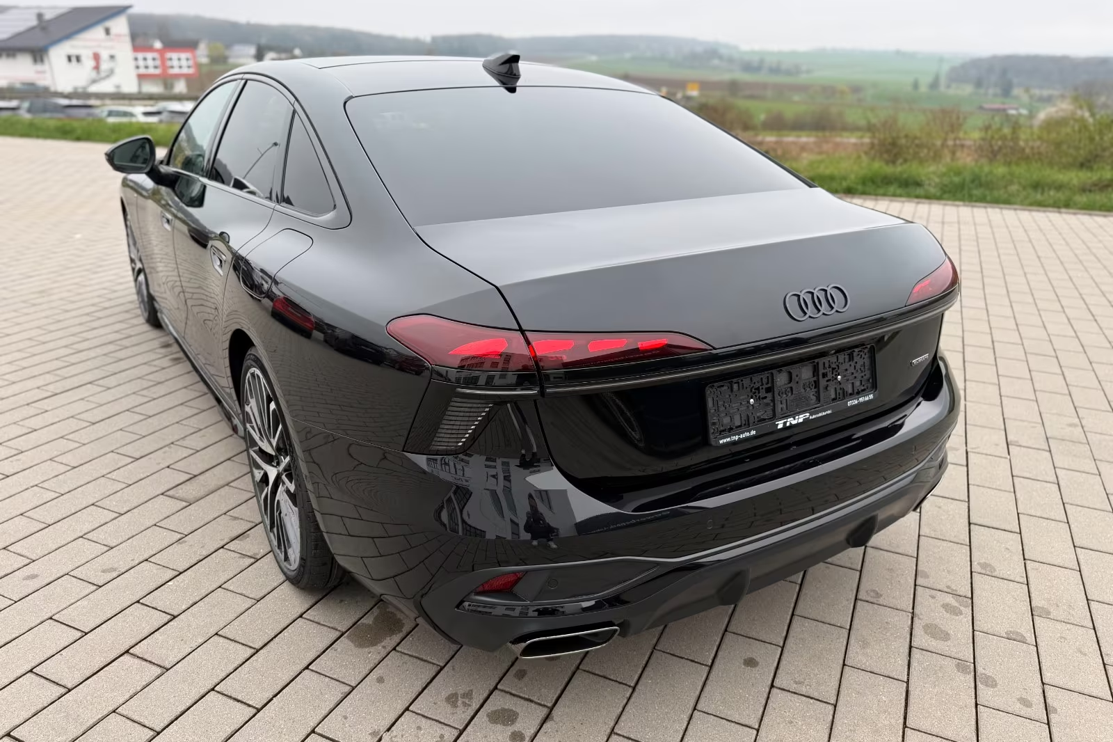Audi A6 e-hybrid S tronic 2026 2.0 л 367 л.с Гибрид, пробег 20 км, Чёрный цвет, коробка Автомат, привод Полный привод, авто из Германия
