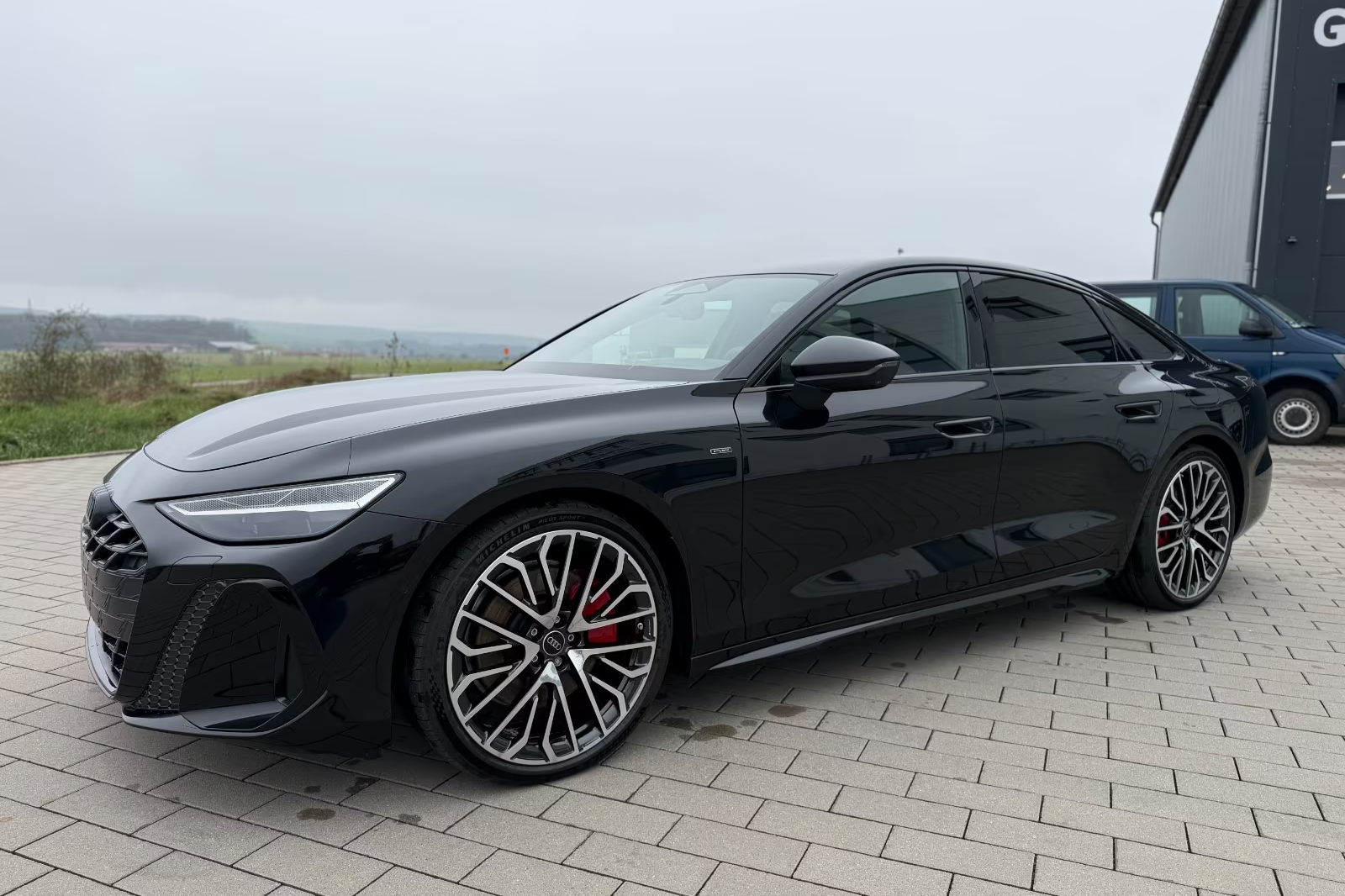 Audi A6 e-hybrid S tronic 2026 2.0 л 367 л.с Гибрид, новый авто, Полный привод, Автомат, цвет Чёрный, страна-производитель — Германия