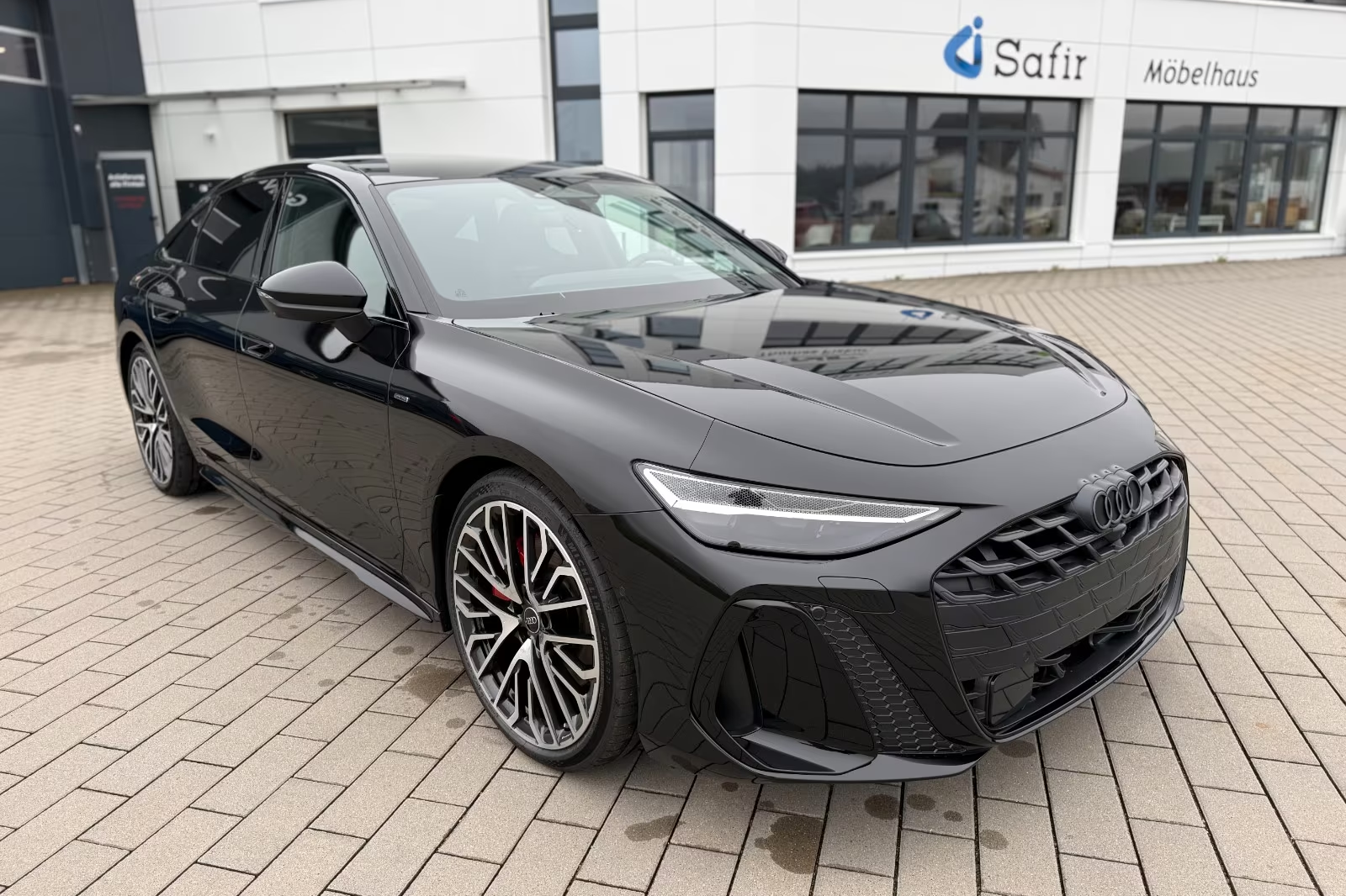 Выбор покупателей — Audi A6 e-hybrid S tronic 2026 2.0 л 367 л.с Гибрид, пробег 20 км, Чёрный, привезён из Германия, доставка по РФ