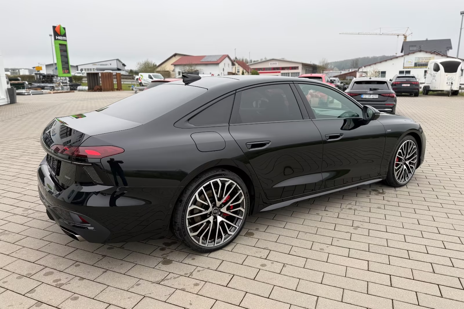 Официальная поставка Audi A6 e-hybrid S tronic 2026 2.0 л 367 л.с Гибрид, Чёрный, Автомат, Полный привод, привезён из Германия