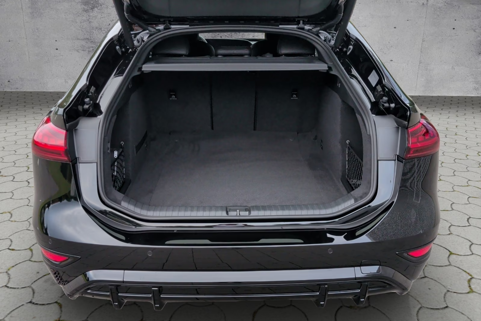 Заказать Audi A6 Sportback e-tron performance 270 kW, S line 2026 0.0 л 367 л.с Электричество, Чёрный, Задний привод, Автомат — поставка из Германия, доставка по России и СНГ, фото 10