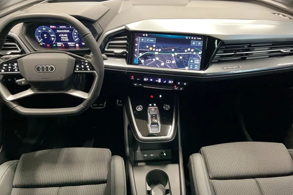 Надёжный Audi Q4 35 e-tron 2025 1.0 л 170 л.с Электричество с двигателем 1,0 л, Синий, пробег 4 000 км, Автомат, поставка из Германия