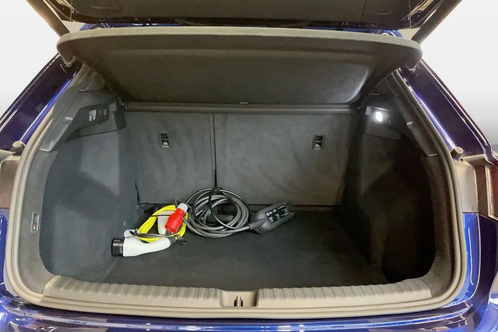 Новый Audi Q4 35 e-tron 2025 1.0 л 170 л.с Электричество в кузове Синий, коробка — Автомат, привод — Задний привод, страна производства — Германия