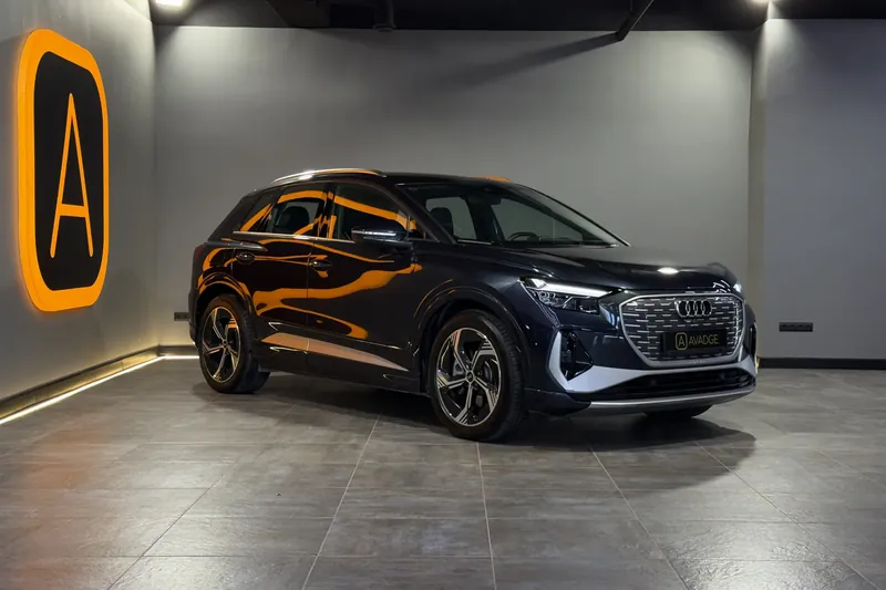 Заказать Audi Q4 E-tron Trailblazer Edition 2024 0.0 л 204 л.с Электричество с пробегом 7 700 км, Автомат, Задний привод, цвет Синий, поставка из Китай, доставка по РФ Q4 e-tron Trailblazer Edition - фото 3