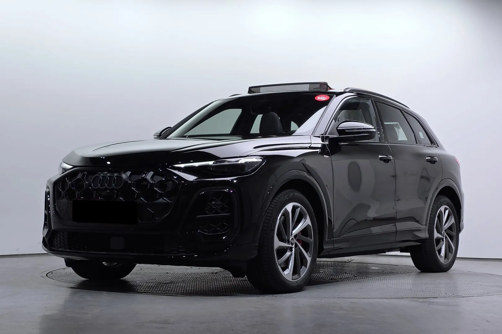 Фото для audi Q5 40 TDI Quattro S Line Black Edition