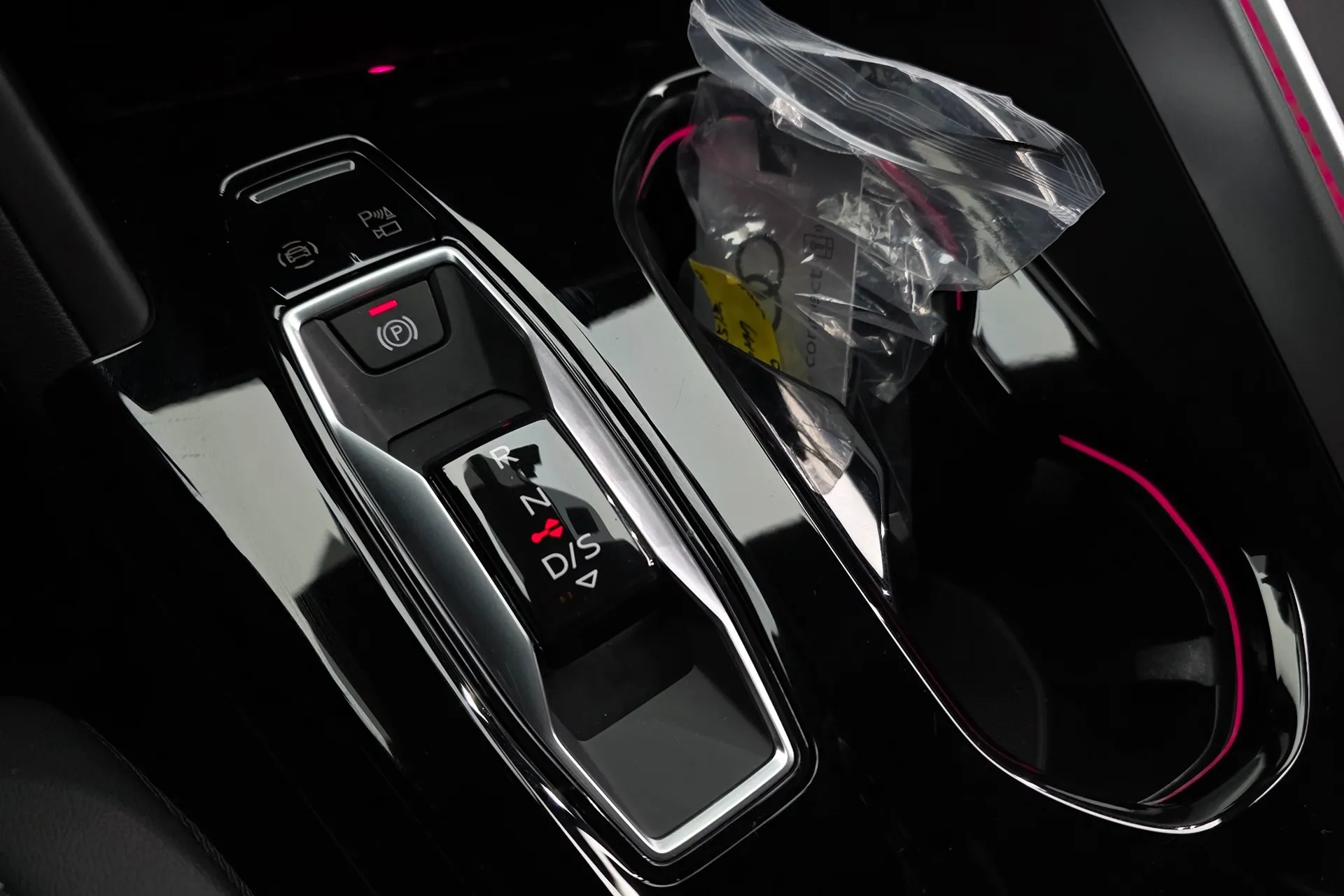 Audi Q5 45 TFSI Quattro S Line Sportback 2025 2.0 л 249 л.с Бензин, пробег 1 539 км, Чёрный цвет, коробка Автомат, привод Полный привод, авто из Германия