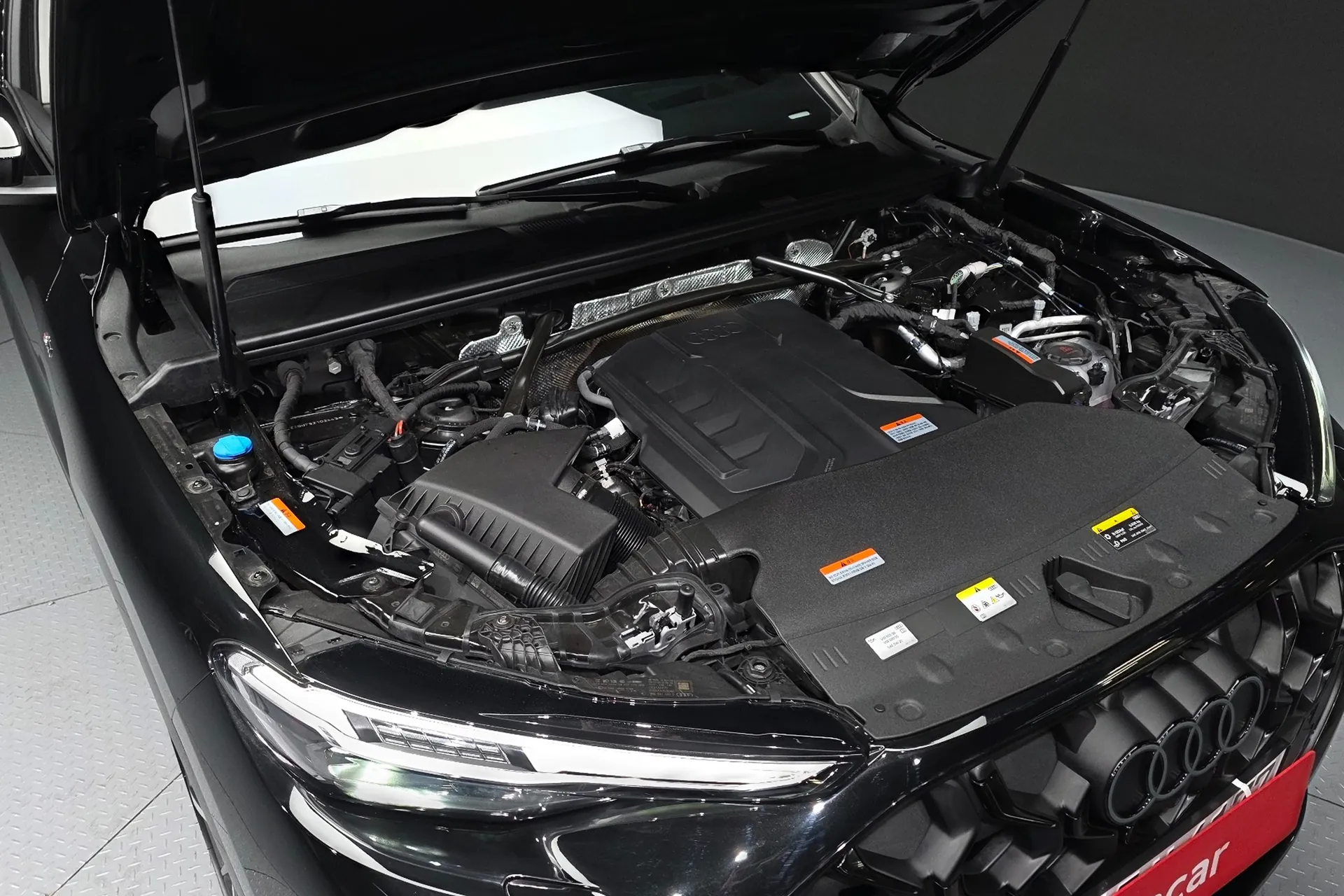 Audi Q5 45 TFSI Quattro S Line Sportback 2025 2.0 л 249 л.с Бензин, пробег 1 539 км, цвет кузова Чёрный, тип трансмиссии Автомат, привод Полный привод, из Германия