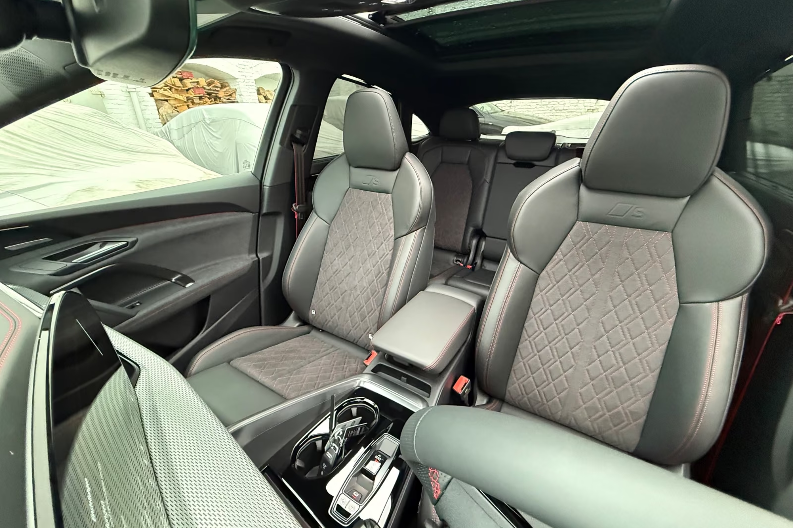Audi Q5 TDI Sportback S line quattro 2026, чёрный, фото 24