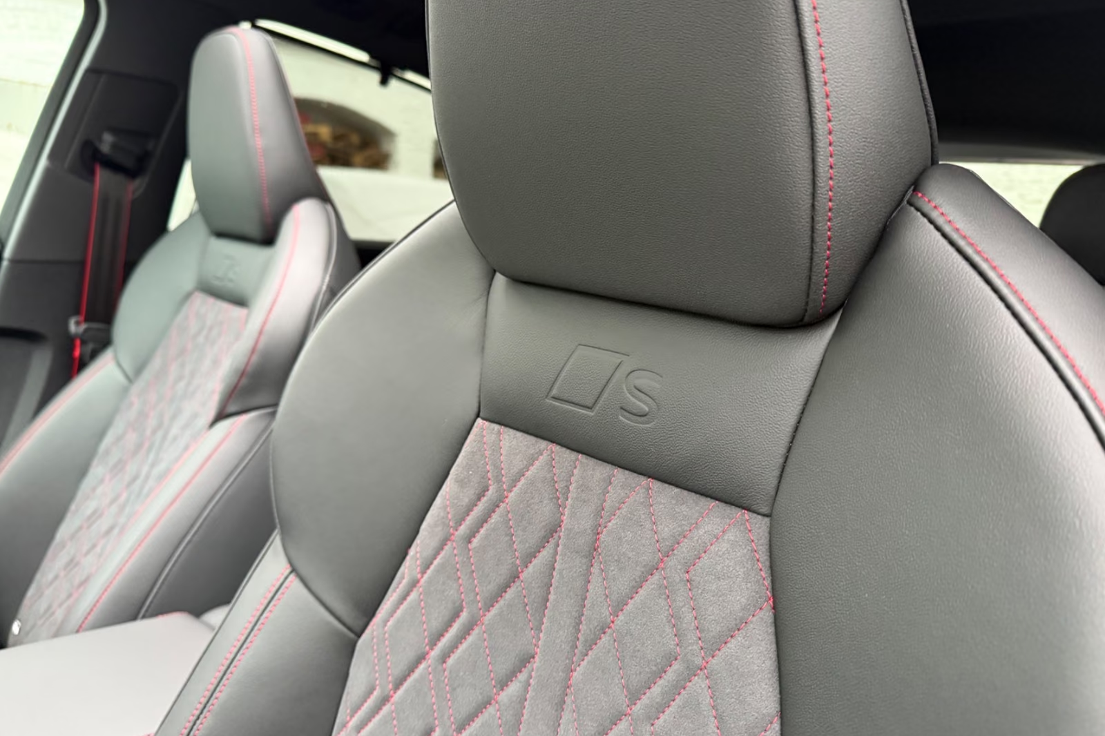 Audi Q5 TDI Sportback S line quattro 2026, чёрный, фото 25
