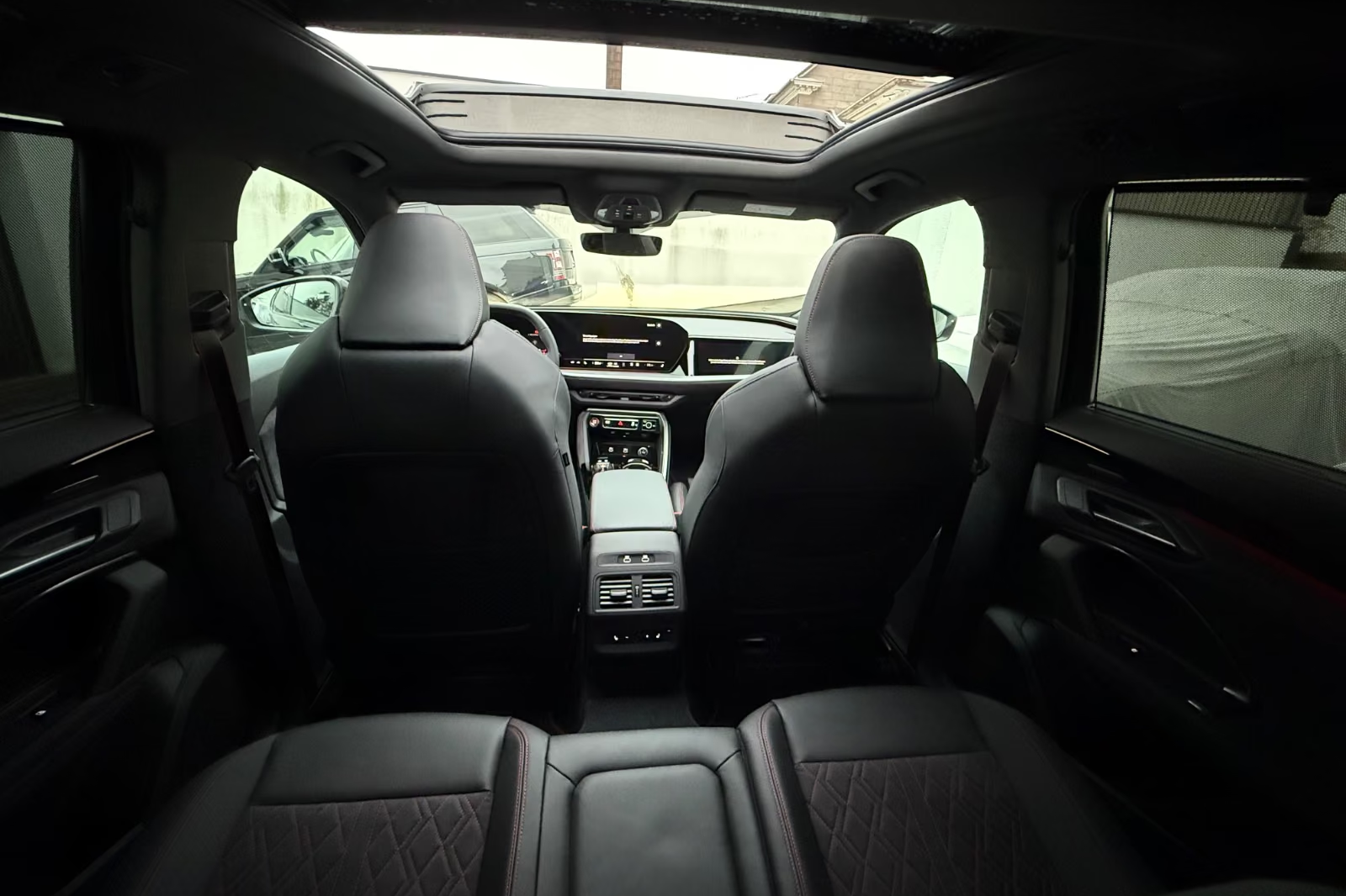 Audi Q5 TDI Sportback S line quattro 2026, чёрный, фото 31